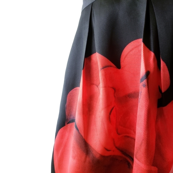 Color Block Floral Red, Black & White Faille Skirt - Picture 2 of 8